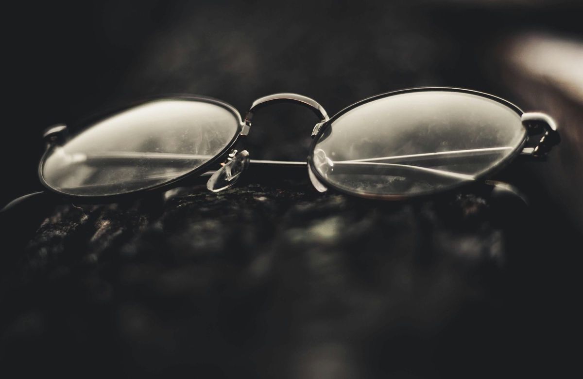 Self-Powered Eye Tracker Uses Blinks for Energy and Feels Like Everyday Glasses