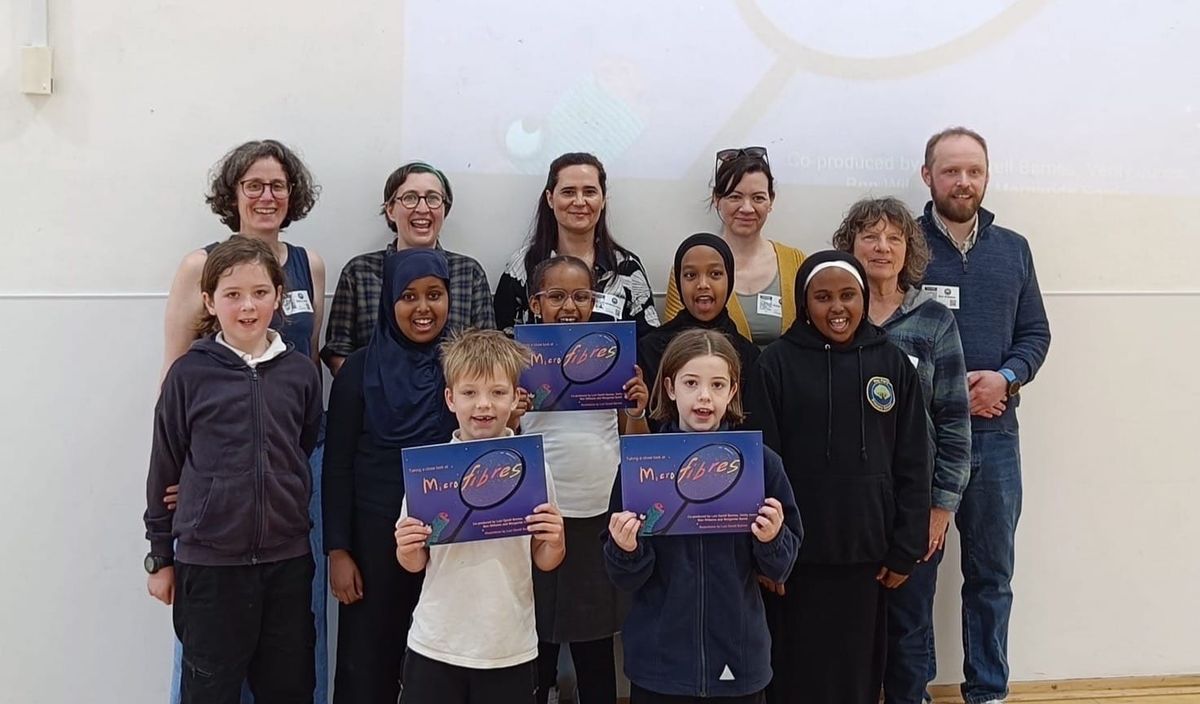 From Classroom to Lab: Pupils Explore the Air they Breathe