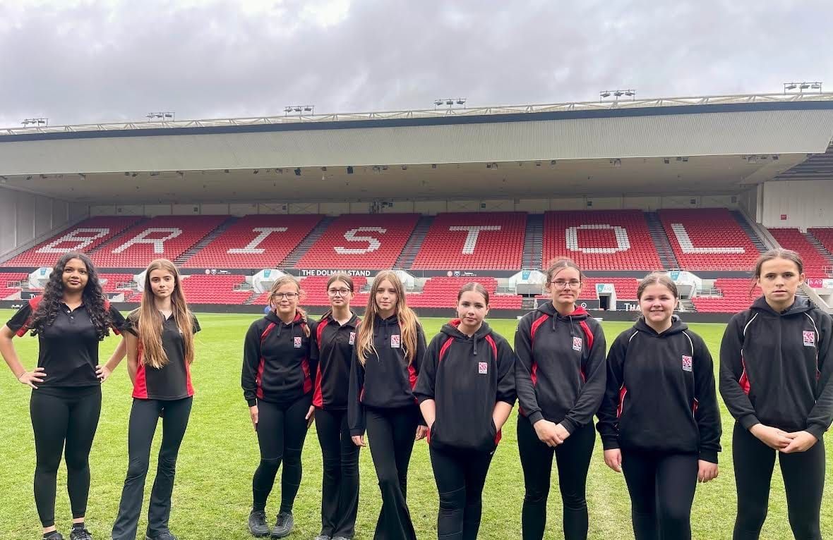King Alfred School Students Train with Bristol Bears at Ashton Gate (By Gracie, 14)