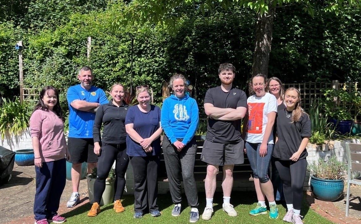 B&Q Volunteers Transform Hampshire Centre Supporting Older People