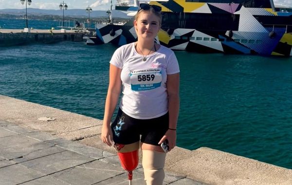 Teen Athlete Defies Limits in Inspiring Spetsathlon 5K Finish