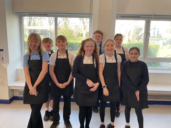Year 6 Pupils Shine in Glass Workshop Ahead of Festival
