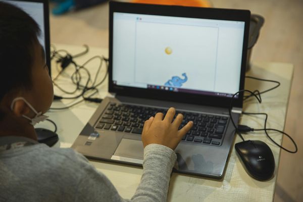 New Project Empowers Parents to Support Children’s Safe Digital Lives