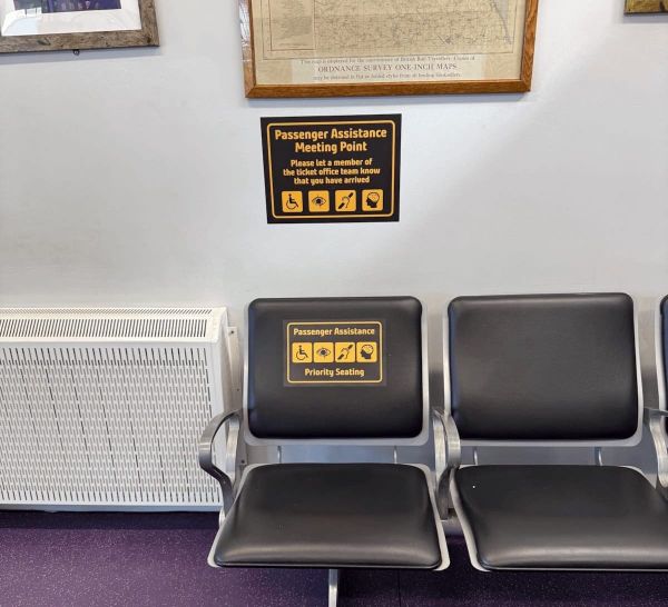 TransPennine Express Rolls Out New Assistance Meeting Points Across Network