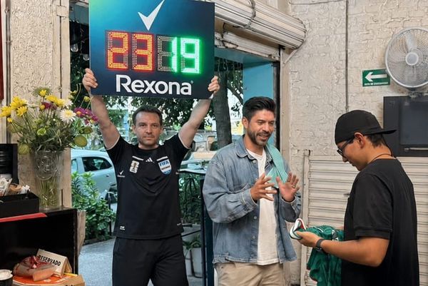 Subbed Off: Oribe Peralta Covers Fan's Work Shift So He Can Watch Mexico at the World Cup