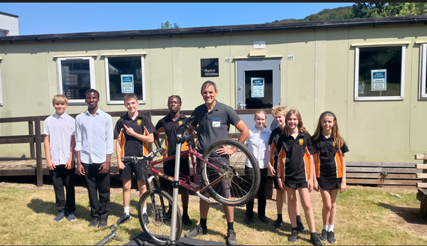 Bike Maintenance Workshop Inspires More Students to Cycle (By Mark, Caleb and Bright, Year 9)