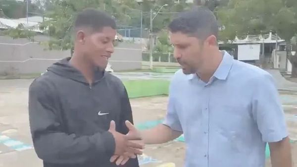 Stranger spends 12 days tracking down man who lost his £1,000 salary