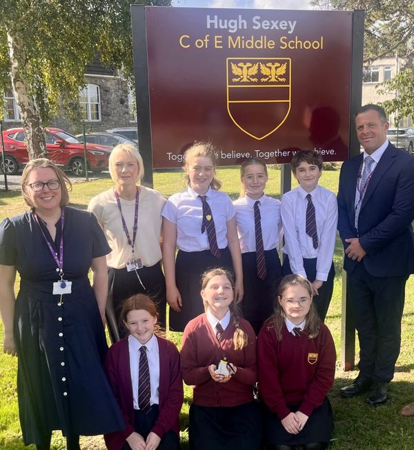 18 Hugh Sexey’s Middle School pupils become young reporters with new Good News Room