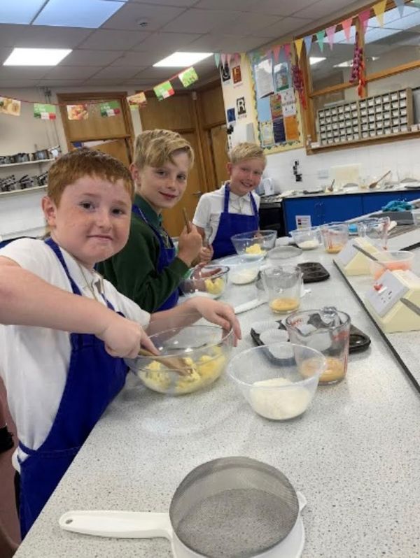 Students do wonderful Worle history investigations into World War Two