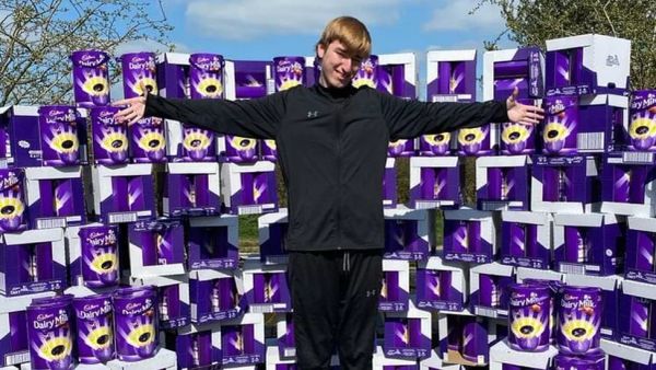 UK’s kindest man does random acts of kindness for over 1000 consecutive days