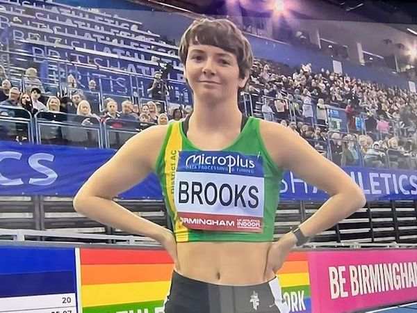 Former PCSA student Stephanie Brooks sets personal best in televised Indoor Athletics 200 metres event