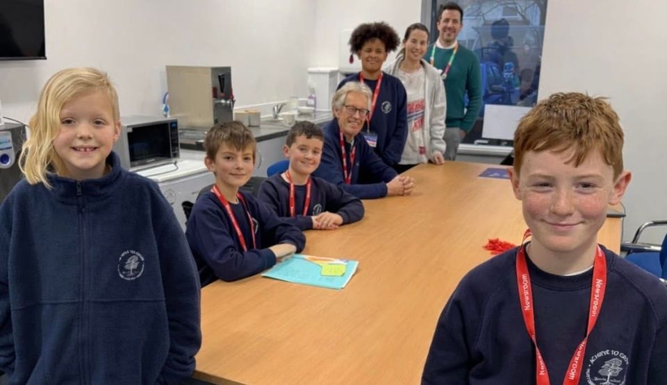 Ashcombe Primary School Restarts Good News Room Six Years After Launch