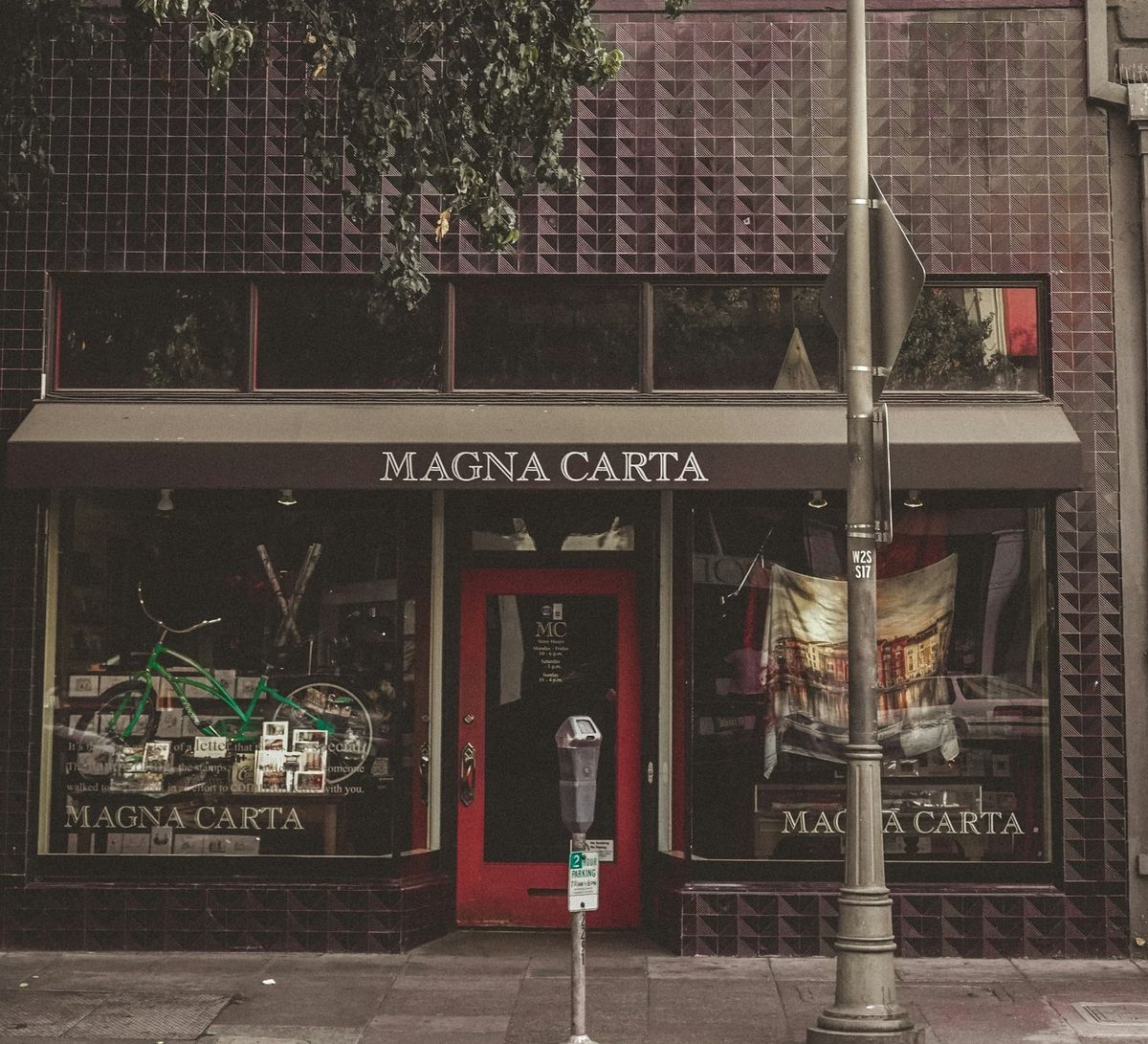 Unpacking emotional shopping triggers