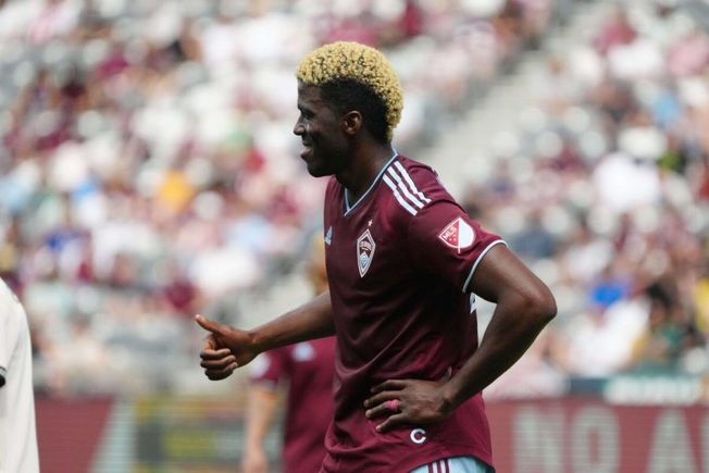 Best Bets: Gyasi Zardes scoring goals, an upset in LA, and more MLS picks