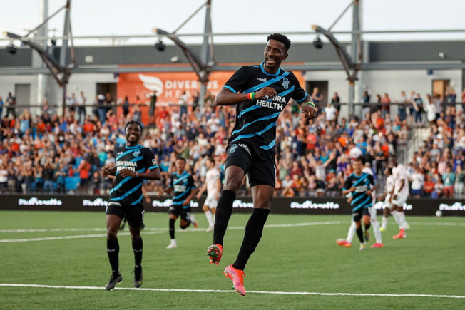 Forwards dropping deep and a classic shape: The USL Championship’s most interesting tactical trends