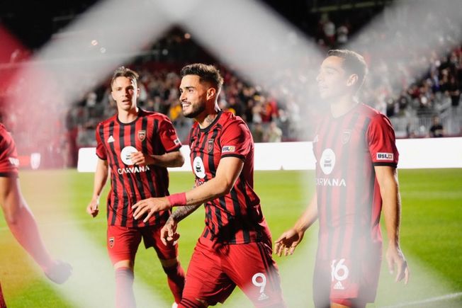 Soccer in Phoenix takes a step forward, plus a thank-you to our subscribers