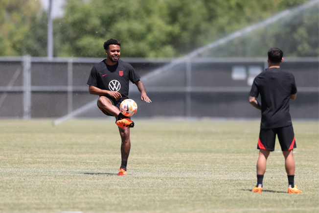 What they’re saying ahead of USA vs. Mexico: Coaching limbo, Balogun, more