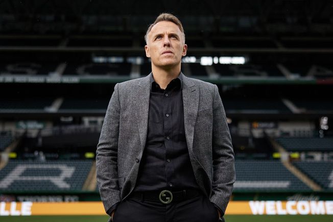 Lowery’s 10 MLS Thoughts: Phil Neville isn’t right for Portland, SKC primed for a playoff run & more