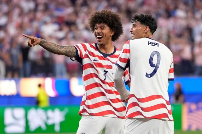 USMNT readies for defining World Cup clash with Belgium: “We are also a great team”