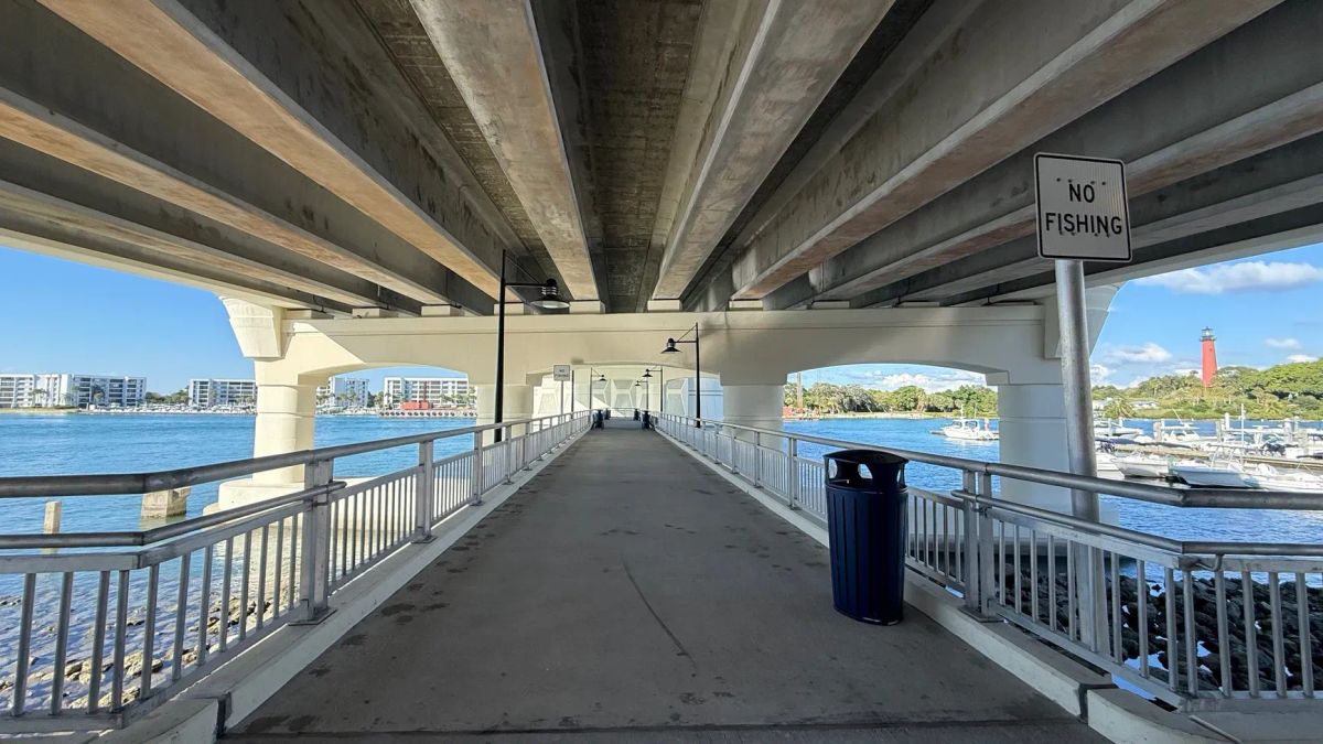Jupiter FL Riverwalk Expansion: New Walkway Opens Under US-1