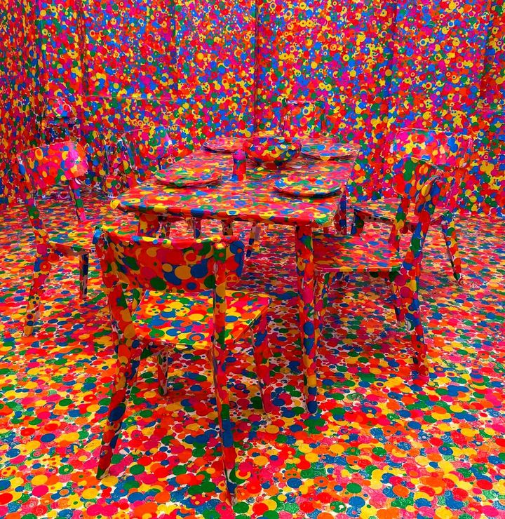 Information Resilience: Beyond Connectivity