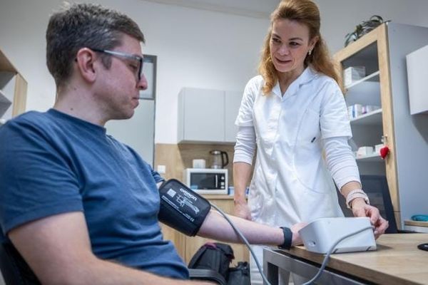 Várhelyi reveals EU cardiovascular health plan will be called the ‘Safe Hearts Plan’