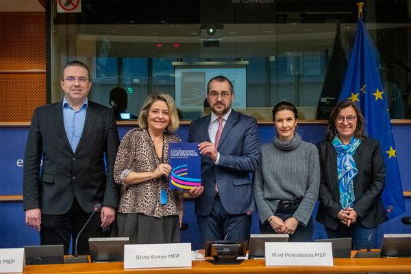 MEPs call for dedicated cancer funding in EU’s long-term budget