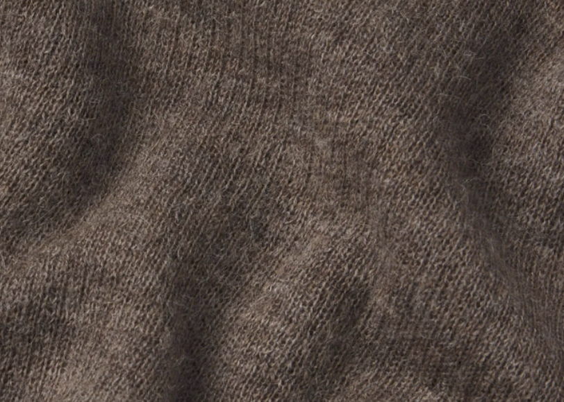 alpaca wool sweater texture and weave of mountain crew by paka