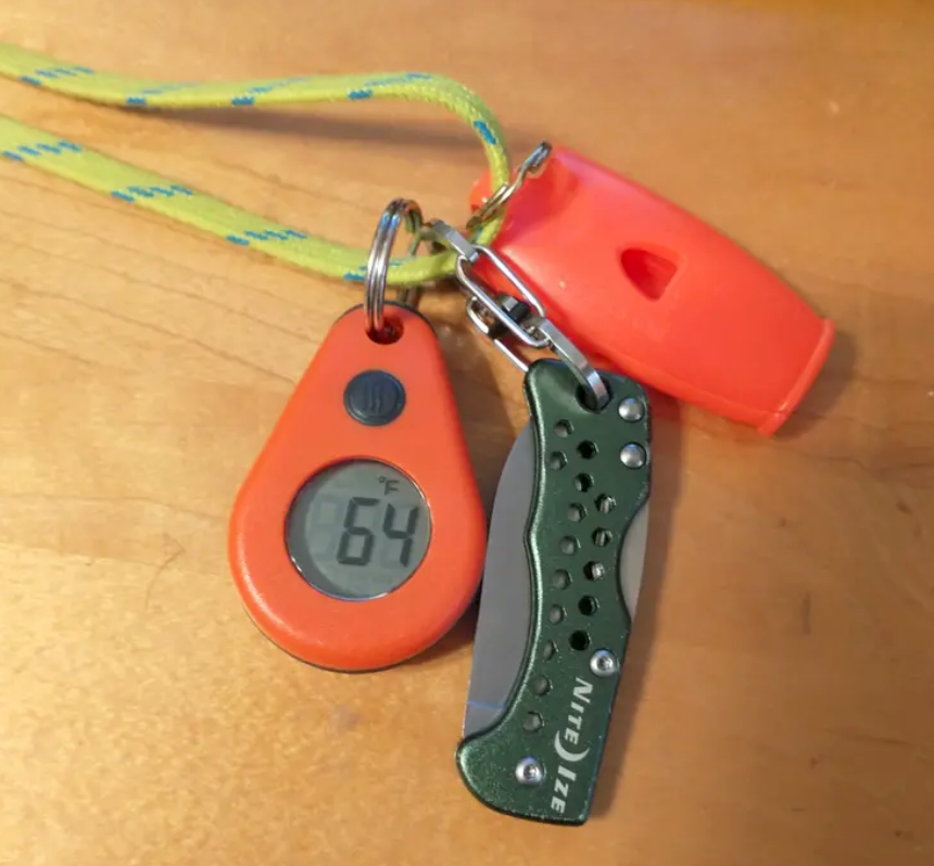 zipper pull thermometer by thermoworks