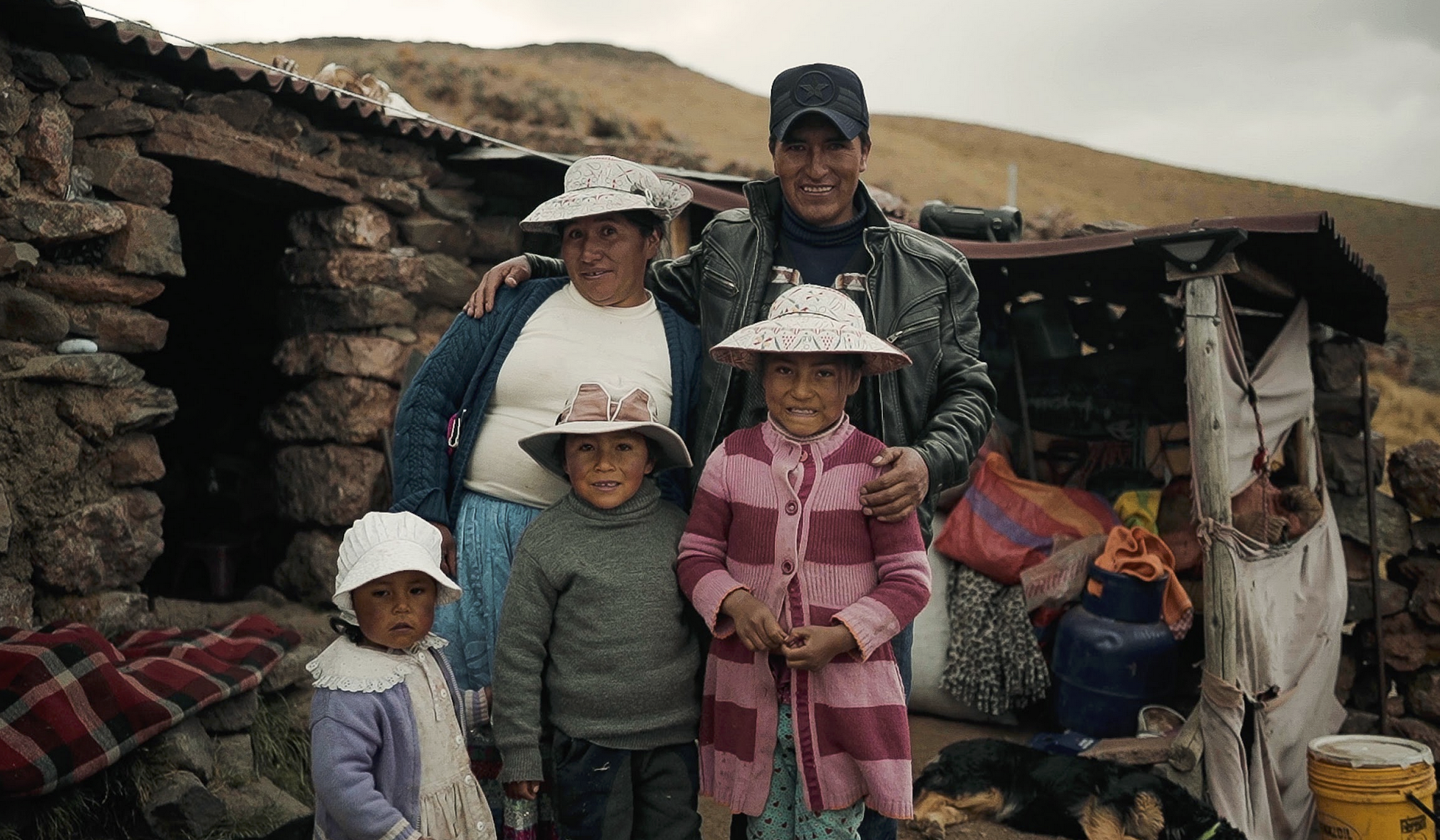 a peruvian family finding success with help from paka with sustainable initiatives to give back and support.