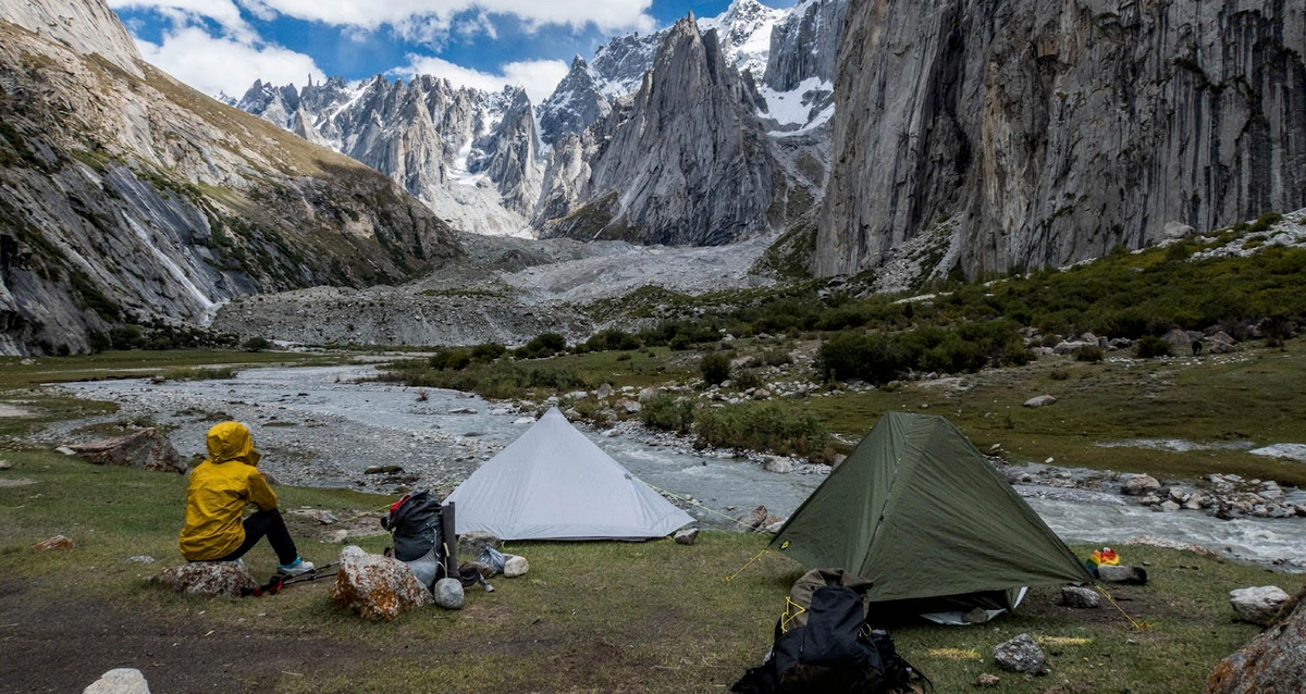 Six Moon Designs Holiday Sale 2025: 25% Off All Ultralight Gear + Gift Guide Favorites