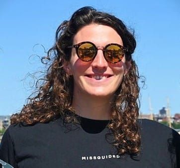Transgender athlete Lia Thomas is an excellent swimmer 🏊