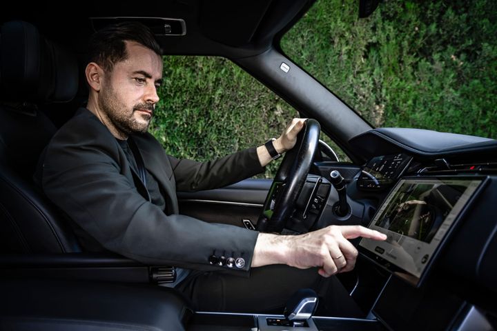 Land Rover + Fran Silvestre