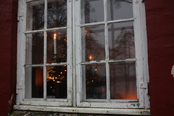 JULEMARKED I SKOVHAVEN