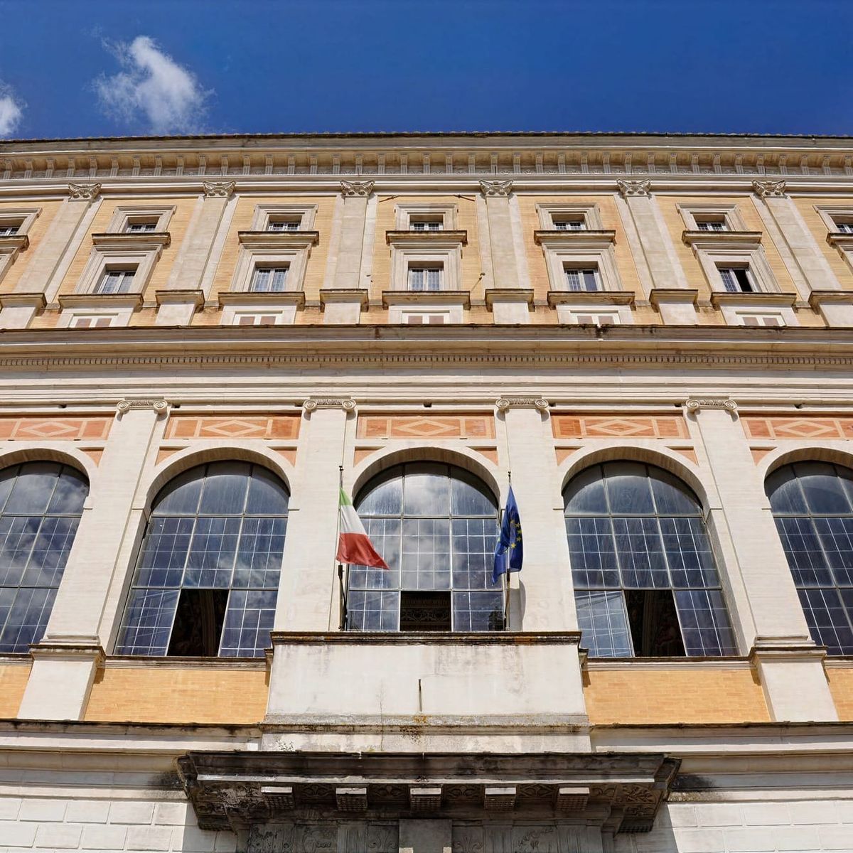 Palazzo Farnese Caprarola, detail of South facade
