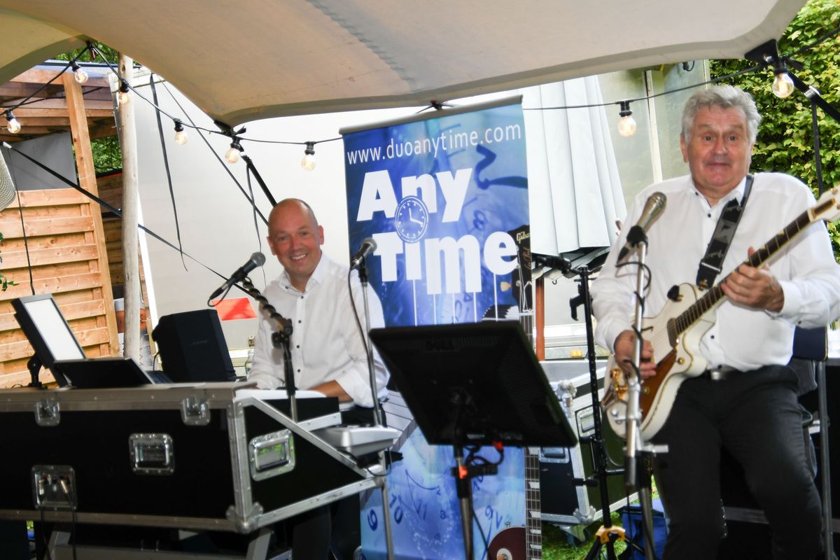 Any-Time speelt in de Groote Hoef