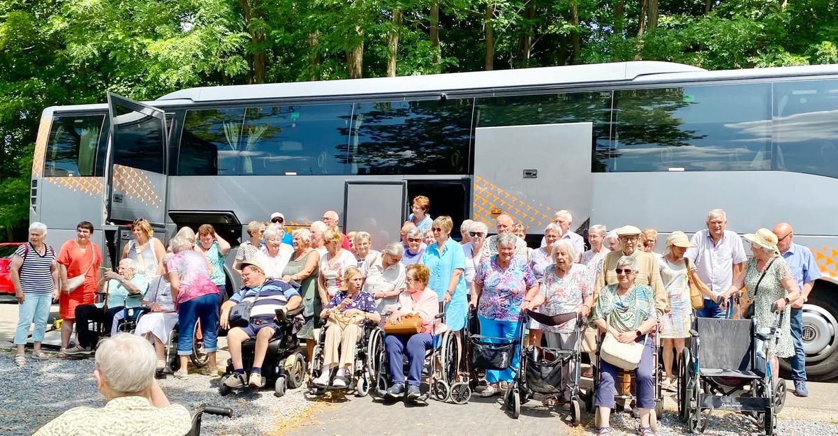 Samana centrum bezoekt Achelse Kluis