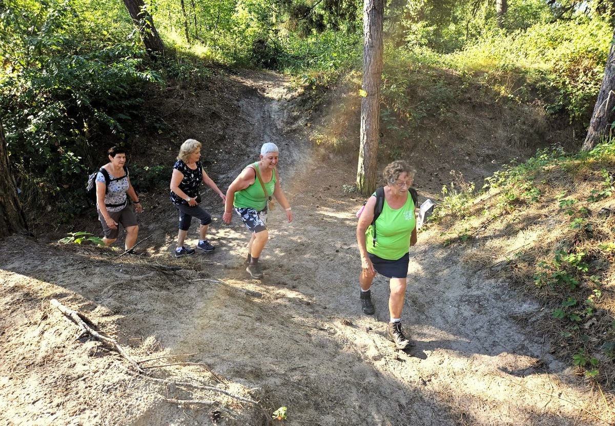 Grensparkwandeling onder loden zon