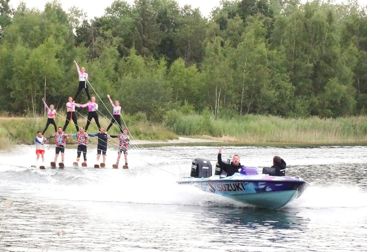 'Night-jump' bij Lommel Ski