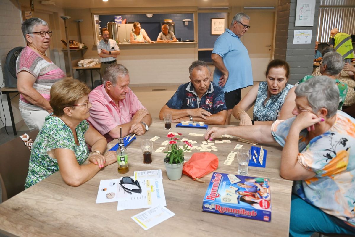 'OKRA  Zomert' in de Moffel