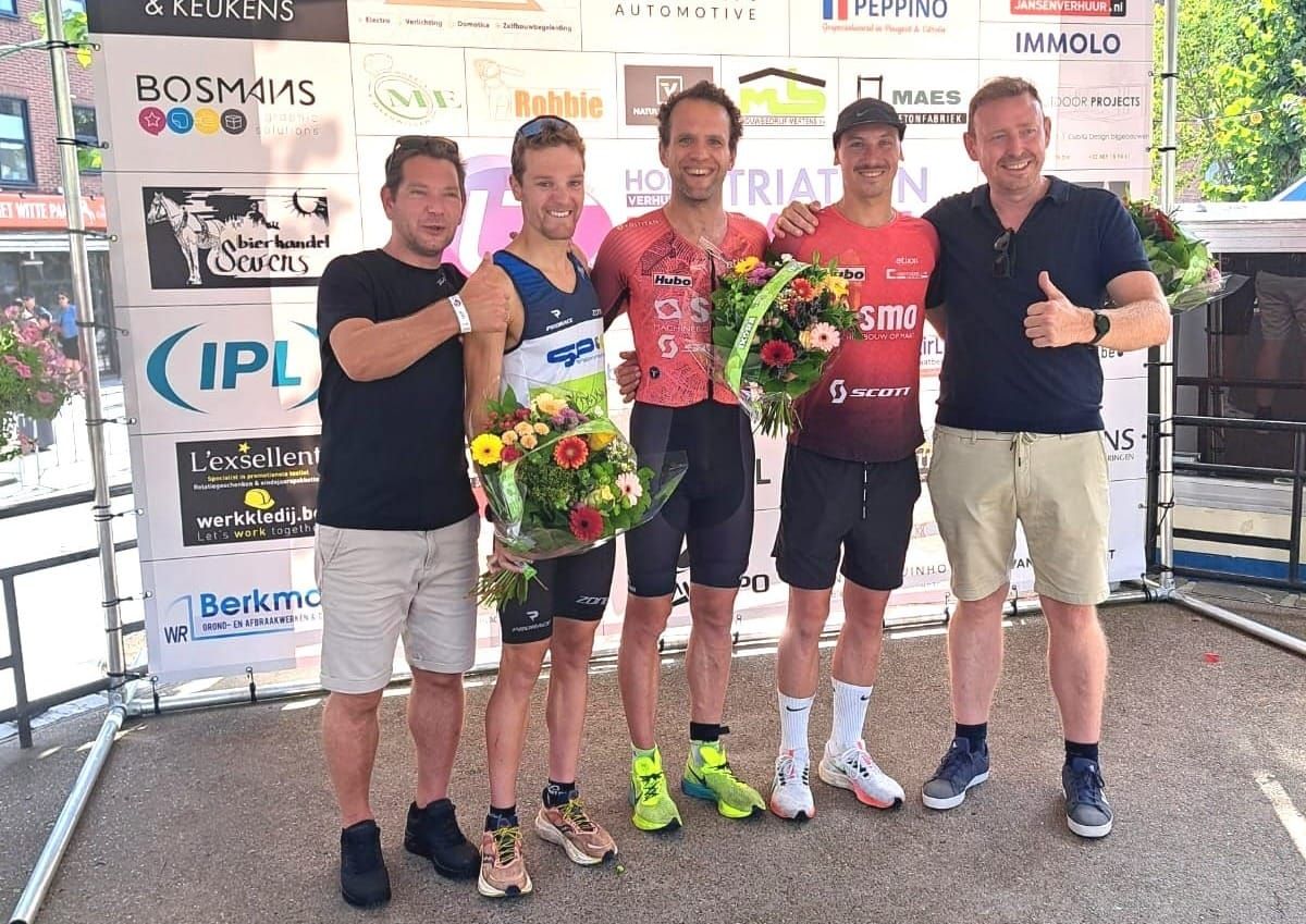 Topeditie Hoeks Triatlon met als winnaar Tom vander Hoogestraete
