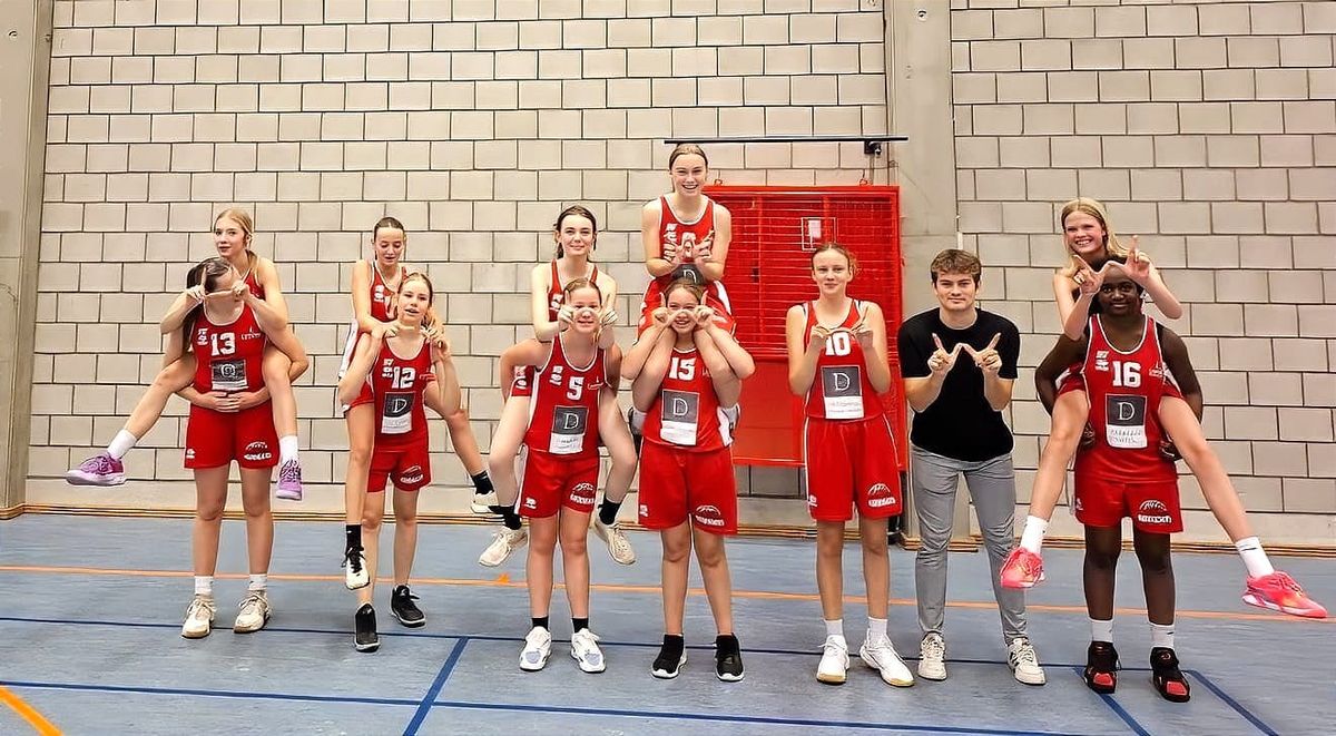 Meisjesploegen presteerden weer erg goed afgelopen weekend