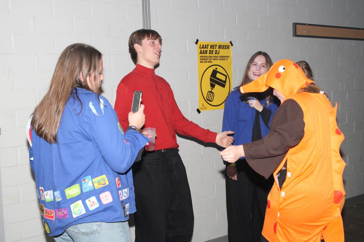 Scouts hielden succesvolle Jin-tonic fuif