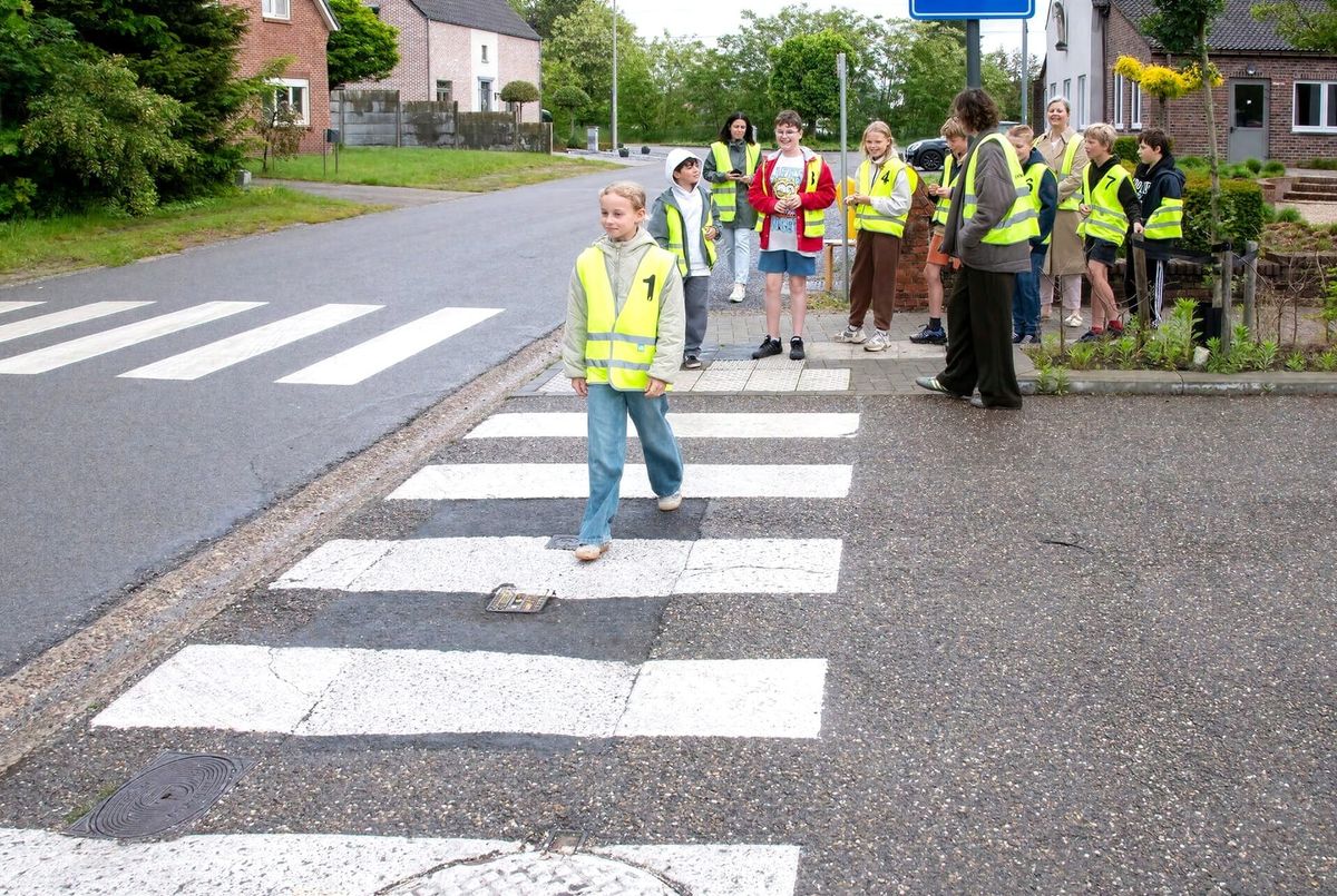 331 leerlingen leggen voetgangersexamen af