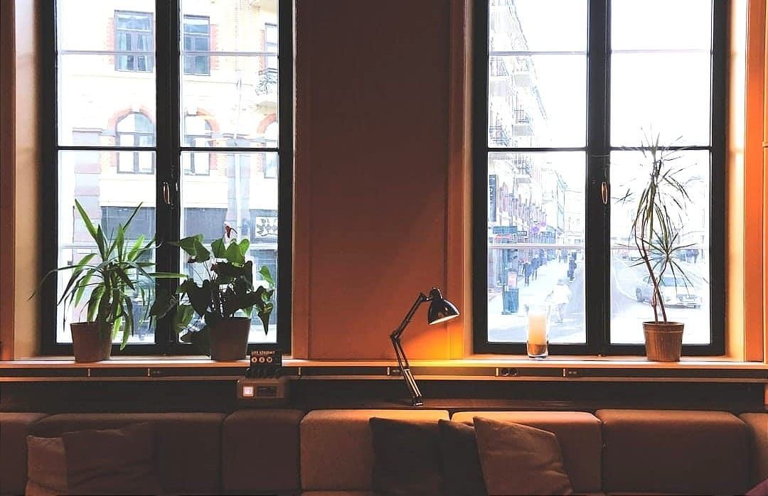 Sfeer en comfort: zo kies je de perfecte raamdecoratie voor je interieur