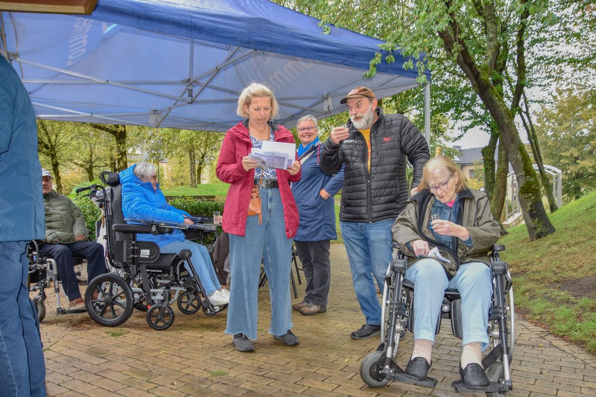 Gezellige wandeltocht t.v.v. dementieonderzoek