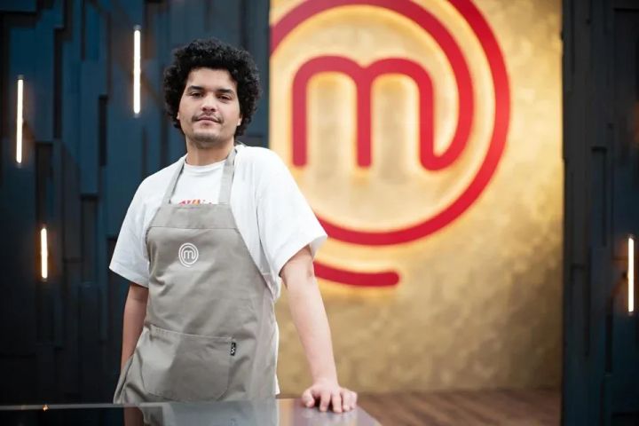 Hakim Chatar in Celebrity Master Chef