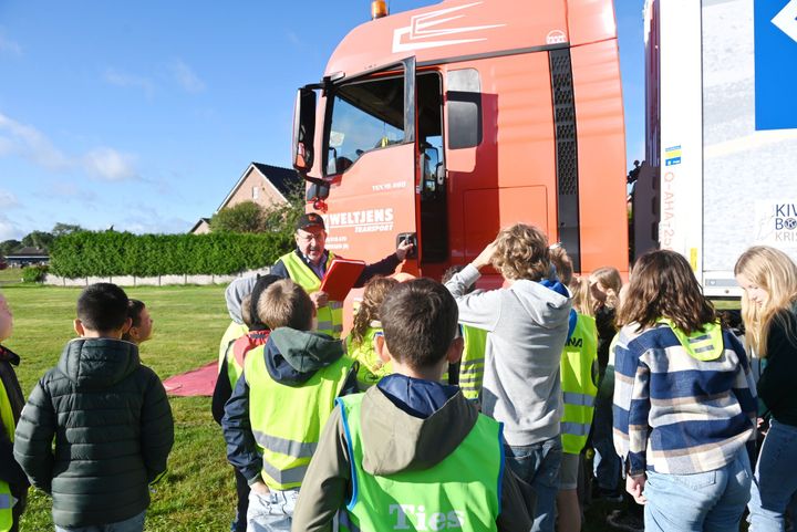 Lessen over de 'dode hoek' voor alle leerlingen lagere scholen