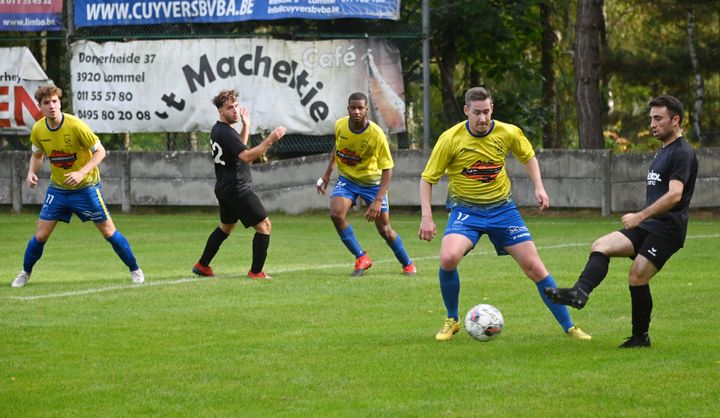 Voetbal: Verbroedering - Sporting Grote Brogel