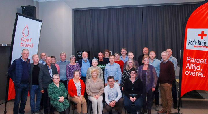 Bloeddonoren in de bloemetjes